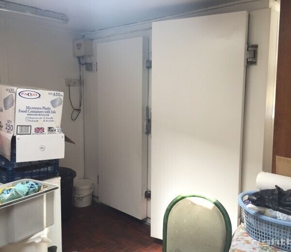 Freehold Takeaway With Living Accommodation Photo 4