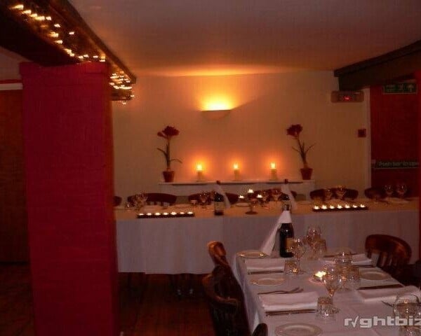 FREEHOLD GRADE II LISTED RESTAURANT IN HAMPSHIRE Photo 4