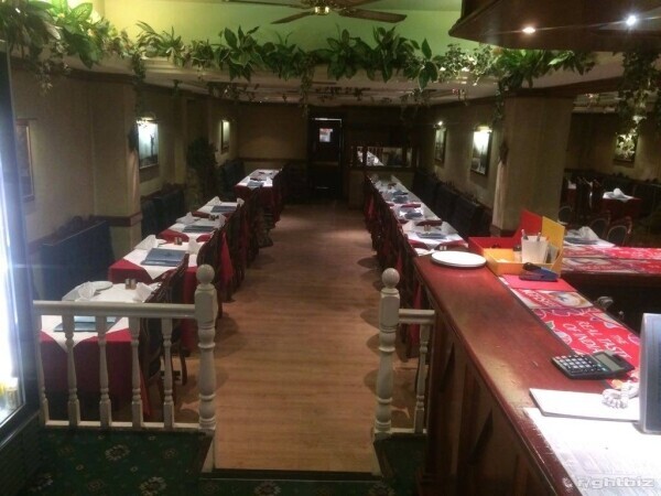 DETATCHED INDIAN RESTAURANT, WOODFORD GREEN, ESSEX Photo 4