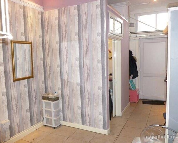 Popular Taunton Hair & Beauty Salon with huge potential to increase turnover Photo 4