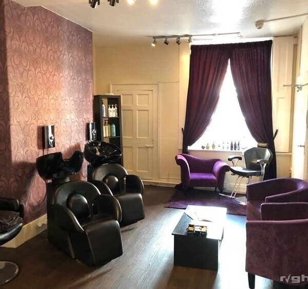 Well Established Hair Salon - Popular Tourist Town - OWNER FINANCING AVAILABLE! Photo 4