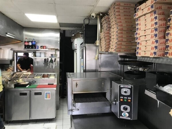 OFF LICENCE & MEDITERRANEAN TAKEAWAY & DELIVERIES FOR SALE IN TAMESIDE Photo 4