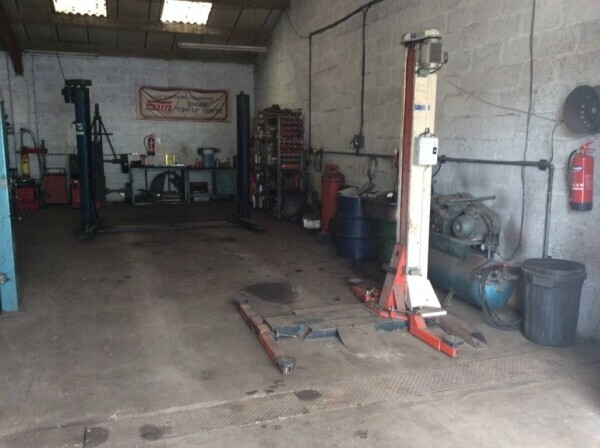 Reputable Car Repair and Service Centre Photo 4