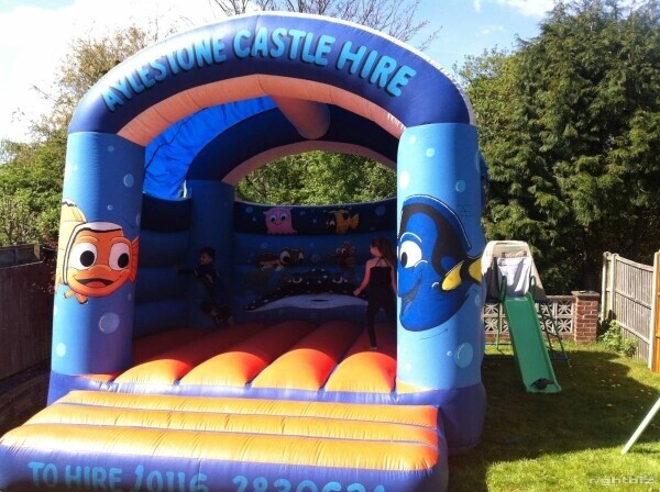 Well established Bouncy Castle and Inflatable hire business..Good Turnover . Quick Sale required Photo 1