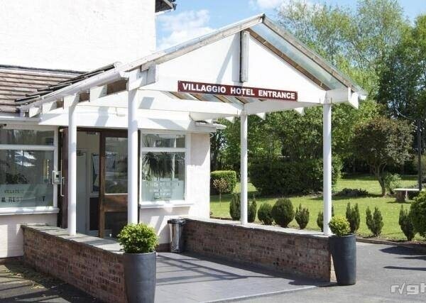 Established Freehold Hotel, Function Suites and Restaurant. In Cheshire. Photo 4