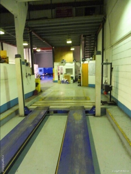 WELL ESTABLISHED MOT TESTING GARAGE NEAR TO HORLEY TOWN CENTRE, HORLEY TRAIN STATION AND GATWICK Photo 4