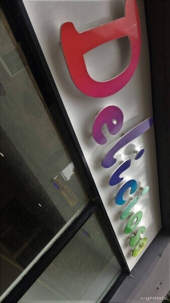 Very Successful Dessert Parlour In Kirkcaldy For Sale Photo 4