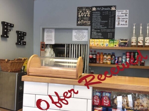 CAFÉ AND SANDWICH BAR, BOW,  EAST LONDON Photo 4