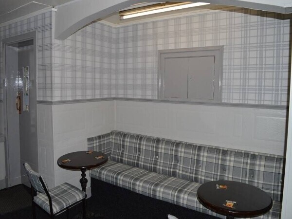 Well Known & Loved Public House Photo 4