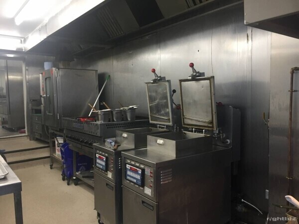FRIED/PERI PERI CHICKEN SHOP Photo 4