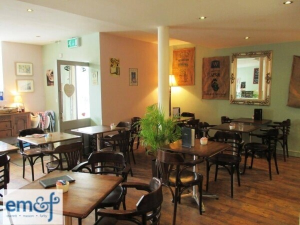 Modern attractive 60 cover Café, Coffee Shop Tea Room - NEW PRICE! Photo 4