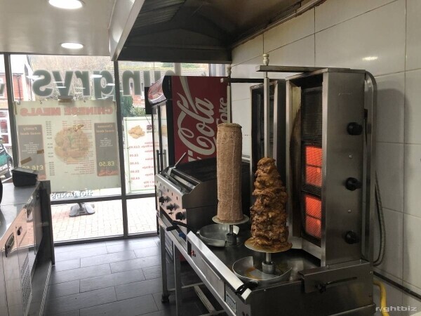 Takeaway and fish and chips shop fully equipped Photo 4