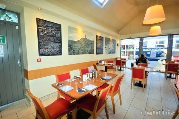 Well Presented Restaurant, Kirkwall, Orkney (ref. 1179) Photo 4