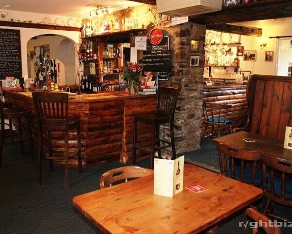 CARMARTHENSHIRE CHARACTER STONE VILLAGE INN Photo 4