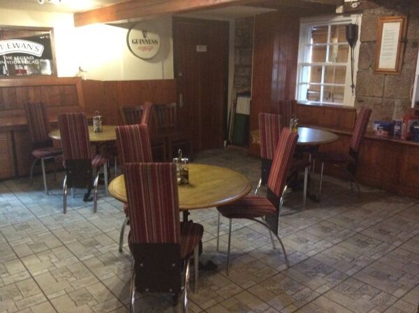 Outstanding Restaurant & Public House Photo 4
