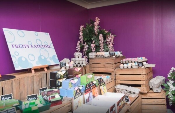 Edible Bouquets & Fruit Display Specialists Photo 4