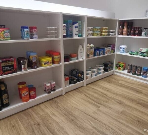 Established family friendly café, roleplay centre, party venue. Hugely popular and room for growth. Photo 4