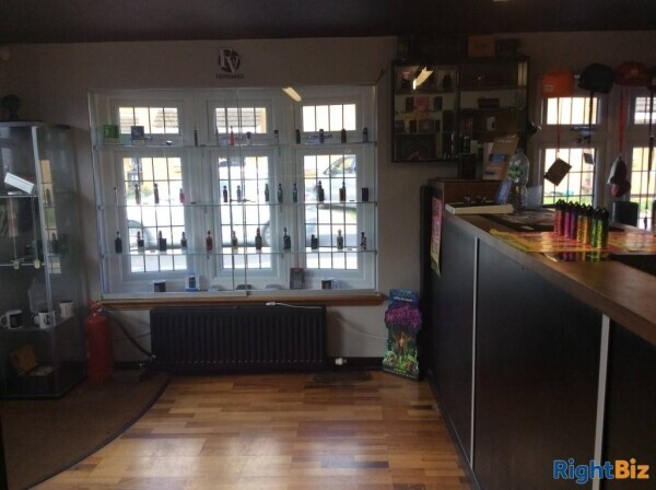 Popular Vape Store with Games Room Photo 4