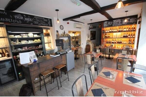 Stunning Contemporary Deli/Cafe in Totnes Photo 4