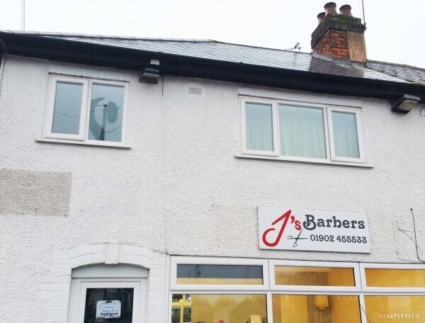 Booming Gentleman's Barber, Wolverhampton, 3 sublets £24000 (T/O £43000) in Wolverhampton Photo 4