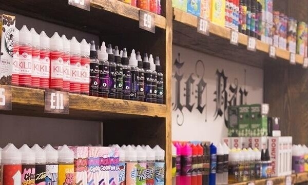 POPULAR E-CIGARETTE BUSINESS OPERATING FROM TWO RETAIL STORES AND AN E-COMMERCE PLATFORM Photo 4