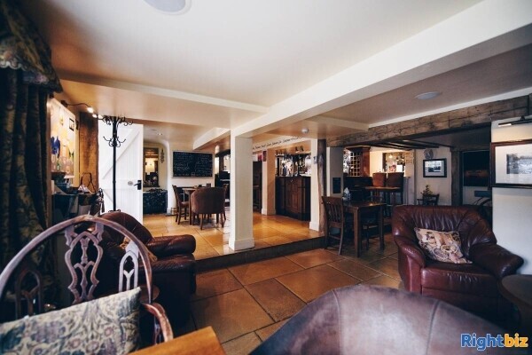 Freehold Countryside Bar, Restaurant & Guesthouse in Buckinghamshire Photo 4