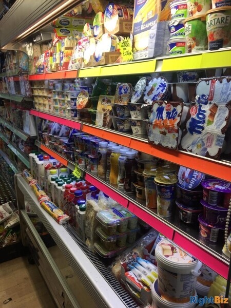Grocery and off licence store Photo 4