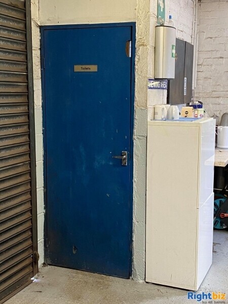 MOT SERVICE CENTRE Photo 4