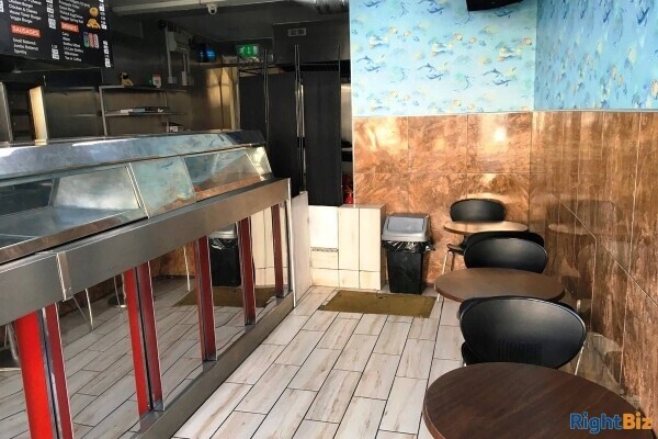 Fish & Chip Shop/Takeaway With Accomm - Hereford Photo 4