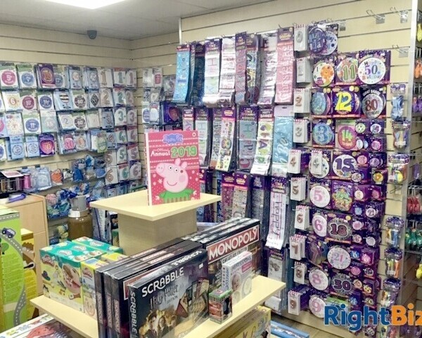 CARD / GIFT / BALLOON / PARTY SHOP & PROPERTY - WEST YORKSHIRE Photo 4