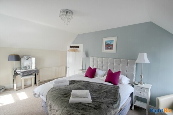 9 Bedroom Hotel Situated on Highland Coastal Route Photo 4