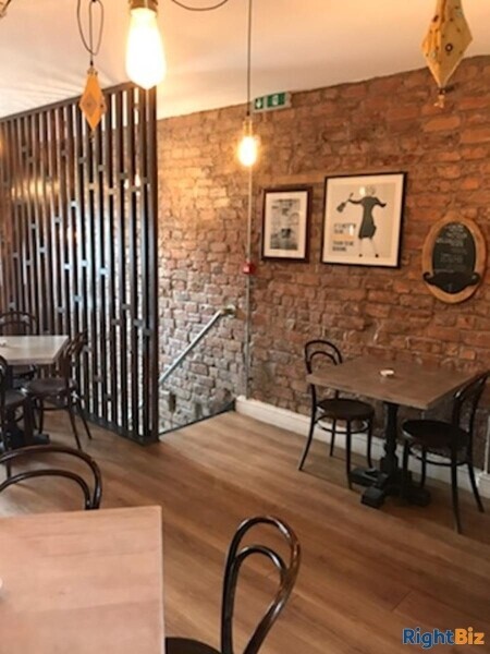 Successful, Profitable, Owner Managed Pizza Restaurant & Take Away in a Prime Location in Manchester Photo 4