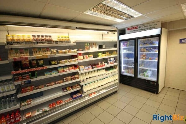 Spar shop for sale in Whipton Photo 4