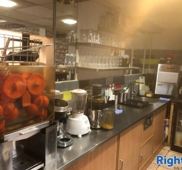 Bistro- London Photo 4