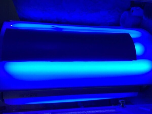 Established Tanning Salon In A High Footfall Area Photo 4