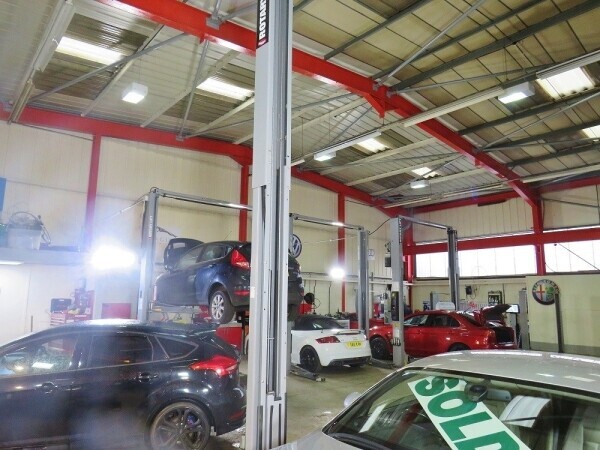 Long Established Car Sales Showroom and MOT Garage Photo 4