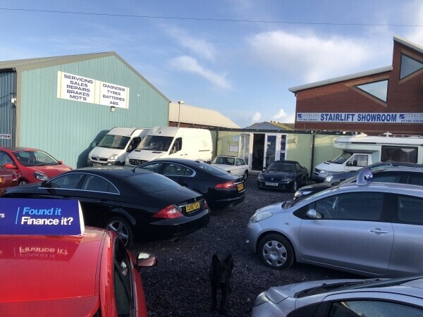 Car sales pitch excellent opportunity Photo 4