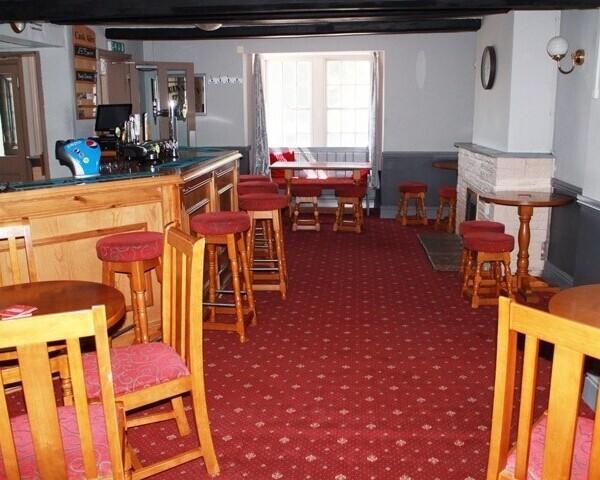 BRIDGE INN, BOAT LANE, OFFENHAM, EVESHAM, WORCESTERSHIRE WR11 8QZ Photo 4