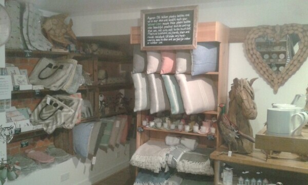 Attractive Gift Shop in historic town of Maldon set in the prime location of The Kings Head Centre. Photo 4