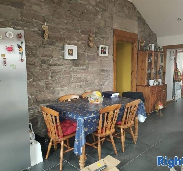3.8 acres, Kennels & Cattery- Perth And Kinross Photo 4
