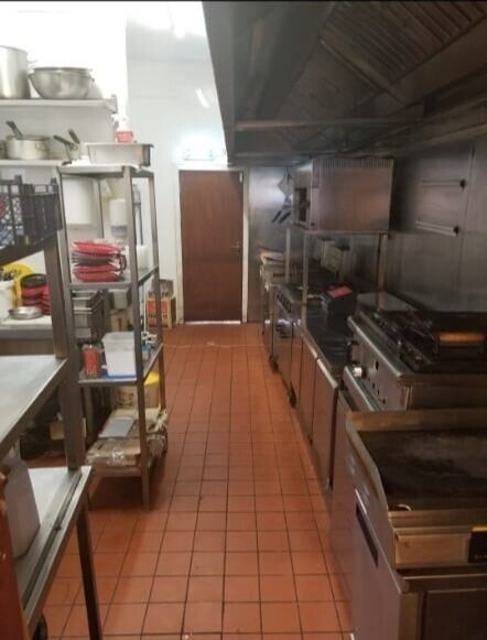 Restaurant/Takeaway lease for sale in Strathbungo Photo 4