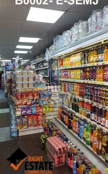 Big spacious off licence in a prominent location - Manor Park Photo 4