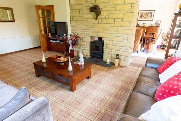 UNDER OFFER - Profitable Boarding Kennels with Superb Family Home in 2.5 acres, Central Scotland Photo 4