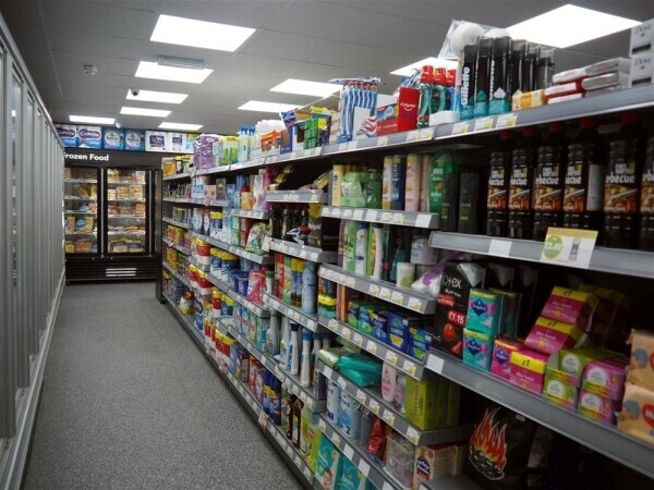 Off License & Convenience For Sale in Gainsborough Photo 4