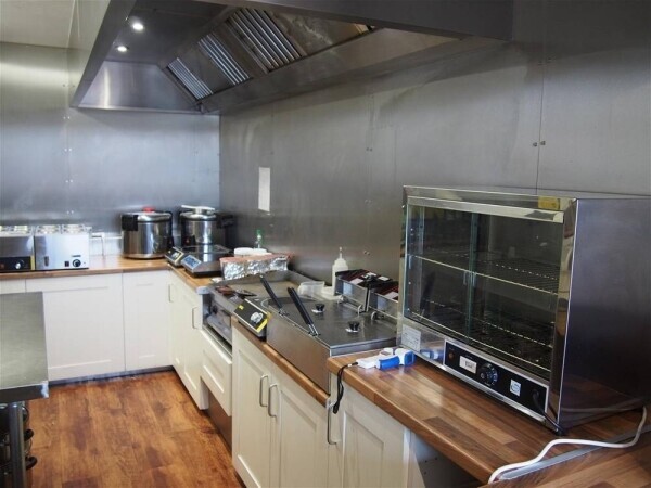 Restaurants For Sale in Elland Photo 4