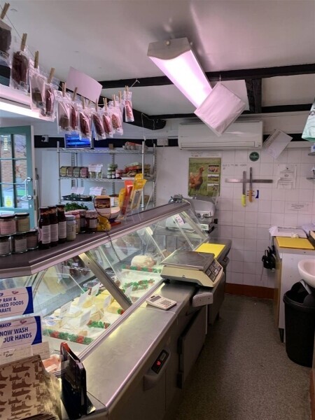 HIGH CLASS VILLAGE BUTCHER & DELI NEAR OXFORD Photo 4