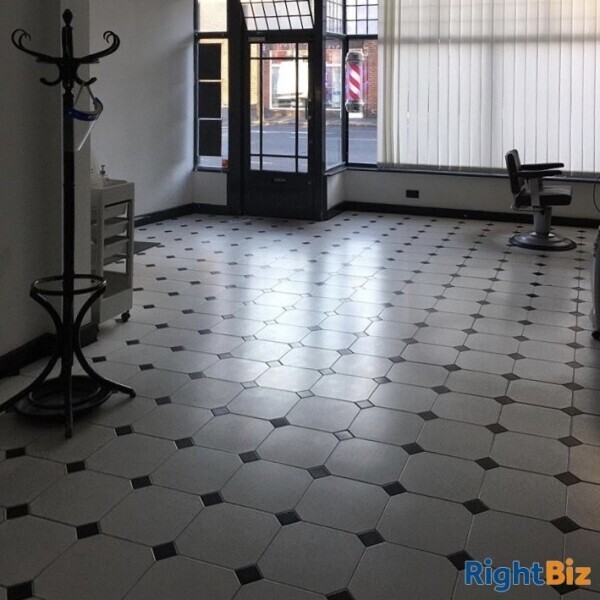 Barbershop For Sale in Cheam Surrey Photo 5