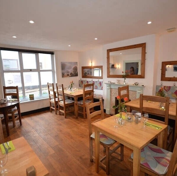 Cafe/Tearooms in Budleigh Salterton Photo 4