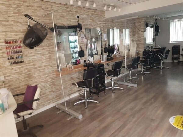Hair Salons For Sale in Sherburn in Elmet Photo 4