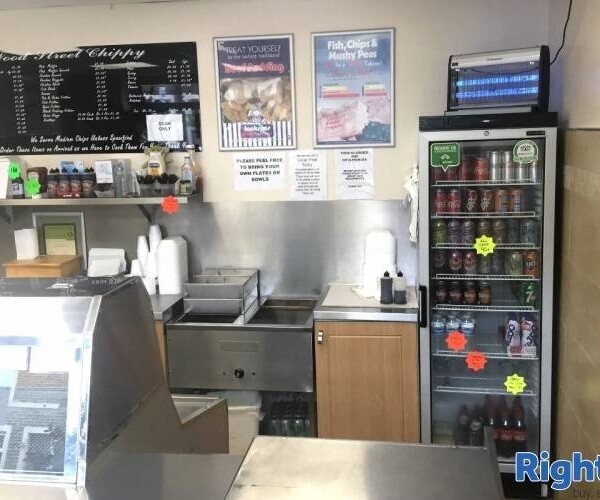 Traditional Fish & Chips Shop With 2 Bed Flat Photo 4